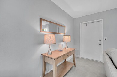 646 Flanders N, Delray Beach, FL 33484 - photo 5