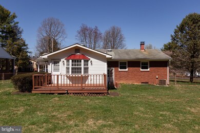 4 Hampton Rd, Round Hill, VA 20141 - photo 3