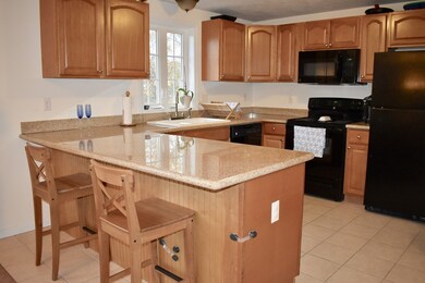 35 Honeysuckle Rd, Worcester, MA 01607 - photo 4