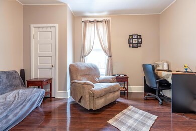136 E Ottawa-3