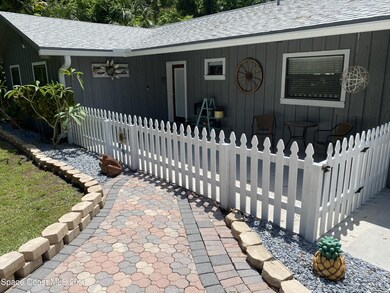 125 Bonita St, Titusville, FL 32780 - photo 4