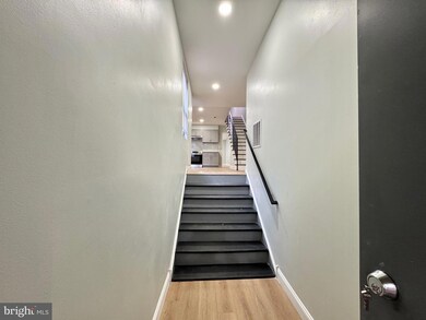 1024 Race St unit 3A, Philadelphia, PA 19107 - photo 3