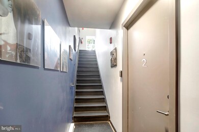 211 W Read St, Baltimore, MD 21201 - photo 3