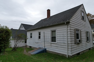 32 Charles St, Winsted, CT 06098 - photo 4