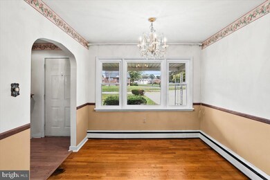 908 Vine St, Middletown, PA 17057 - photo 6