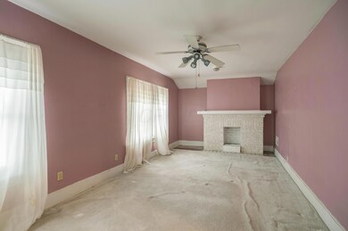 1418 Mulford-22