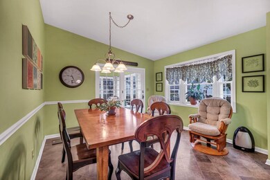 8728 Cottage Grove Ave, Highland, IN 46322 - photo 4