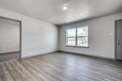 1318 Briarwood Dr, Mesquite, TX 75149 - photo 4