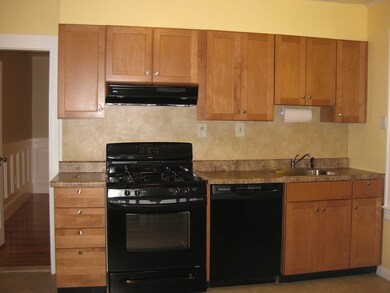 15 Wareham St, Medford, MA 02155 - photo 2