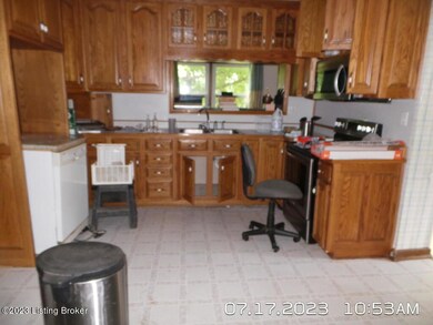 3130 Bells Mill Rd, Shepherdsville, KY 40165 - photo 5