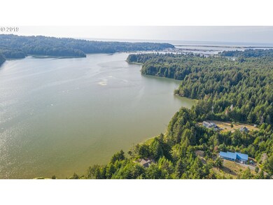 62556 Crown Point Rd, Coos Bay, OR 97420 - photo 3