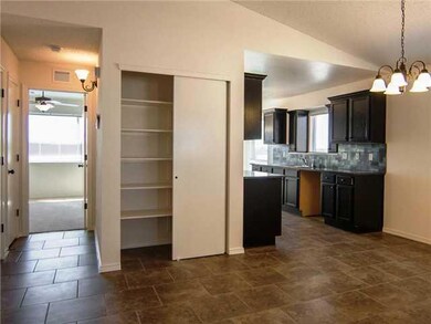 216 Flor Eucharis Dr, Socorro, TX 79927 - photo 5