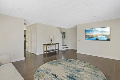 9 Searle St, Providence, RI 02905 - photo 7