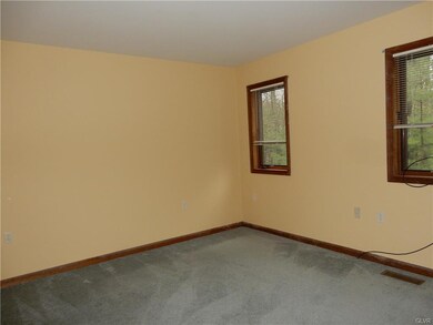 107 Osprey Ct, East Stroudsburg, PA 18301 - photo 6