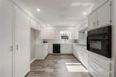 6608 S 254th East Ave, Broken Arrow, OK 74014 - photo 5