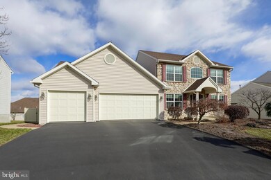 2513 Jacob Dr, Reading, PA 19608 - photo 2