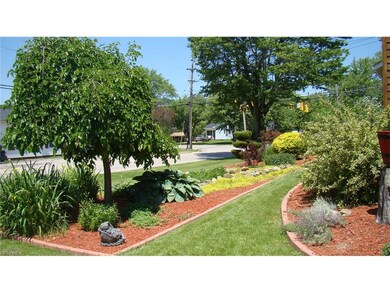 198 W Jefferson St, Jefferson, OH 44047 - photo 4