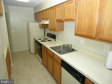 3710 Excalibur Ct unit 104, Bowie, MD 20716 - photo 6