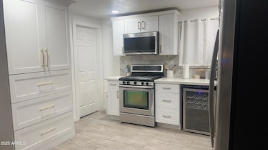 326 N 39th Dr, Phoenix, AZ 85009 - photo 3