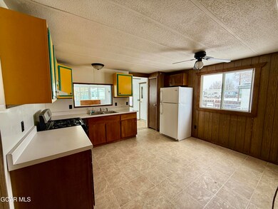 601 County Road 396 unit C28, Kremmling, CO 80459 - photo 5