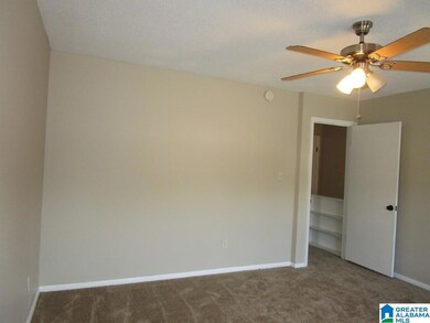 1952 Springlake Ct, Birmingham, AL 35215 - photo 5