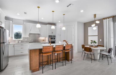 1506 Julington Ct, Zephyrhills, FL 33540 - photo 3