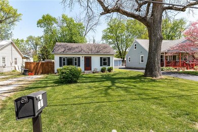 210 Mary St, Jeffersonville, IN 47130 - photo 5