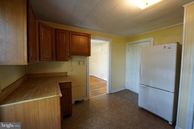 862 Bedington Rd, Martinsburg, WV 25404 - photo 2