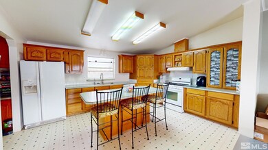 3145 Potbelly Rd, Winnemucca, NV 89445 - photo 4