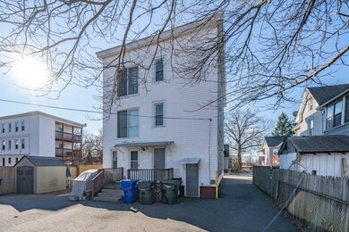 11-13 Parkside St, Springfield, MA 01104 - photo 5