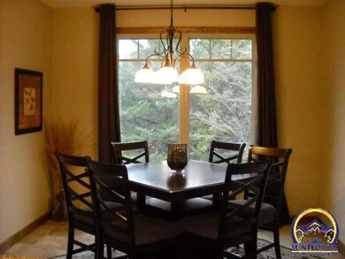 6325 SW 48th Ln, Topeka, KS 66610 - photo 2