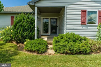 28 Graybill Rd, Leola, PA 17540 - photo 4