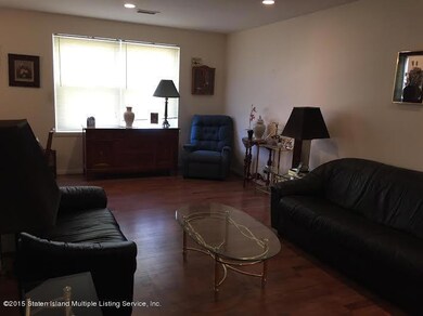 910 Armstrong Ave unit 2-2, Staten Island, NY 10308 - photo 2