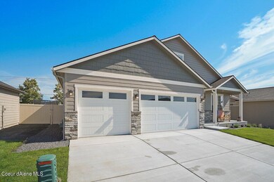 002-3950NArrowleafLoop-PostFalls-ID-8385
