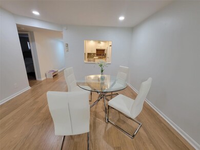 9411 N Hollybrook Lake Dr unit 209, Pembroke Pines, FL 33025 - photo 3