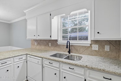 102 Harbour View Rd, Brandon, MS 39047 - photo 5