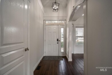 8265 S Danskin Ln, Meridian, ID 83642 - photo 4