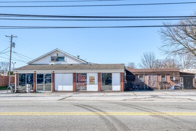 249 N Spring St, Sparta, TN 38583 - photo 2