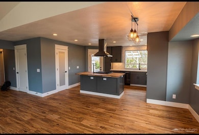 20825 Crest Dr, Tehachapi, CA 93561 - photo 2