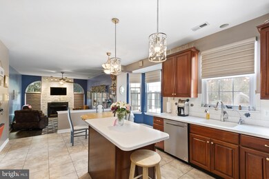 1421 Nightshade Dr, Williamstown, NJ 08094 - photo 4