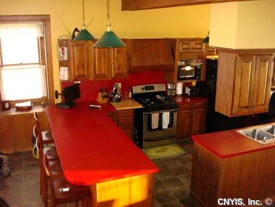 Kitchen. Large kitchen to entertain. Very spacious