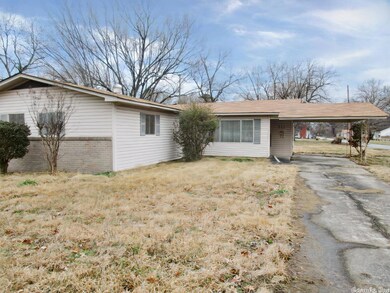 711 S Anna St, Stuttgart, AR 72160 - photo 2