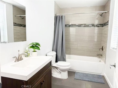 137 W 6th St unit 305, Long Beach, CA 90802 - photo 5