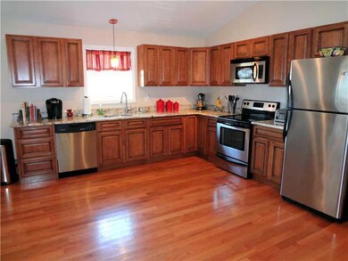 Kitchen. Stainless,franite and...