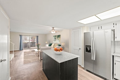 5005 Georgi Ln unit 73, Houston, TX 77092 - photo 6