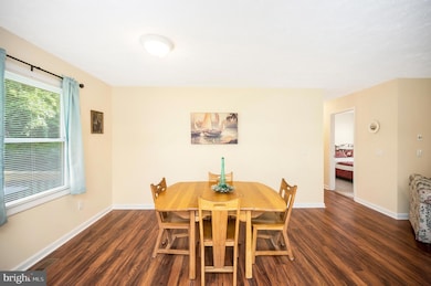 1406 Lakeview Pkwy, Locust Grove, VA 22508 - photo 6