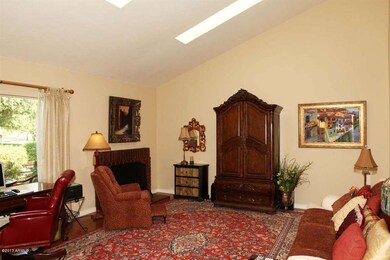 Bright & Open Living Room w/SKYLIGHTS