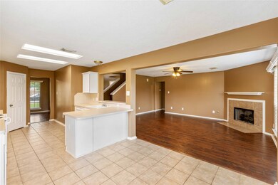 4207 Mustang Rd, Pearland, TX 77584 - photo 5