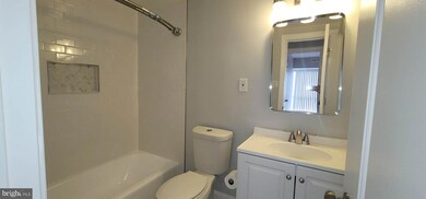 3702 N Rosser St unit 103, Alexandria, VA 22311 - photo 7