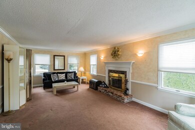 101 Academy Ln, Broomall, PA 19008 - photo 6